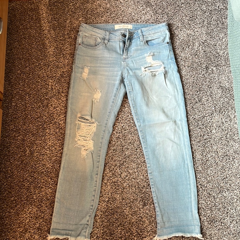 Hidden Jeans Low Rise Light Wash Boyfriend Jeans